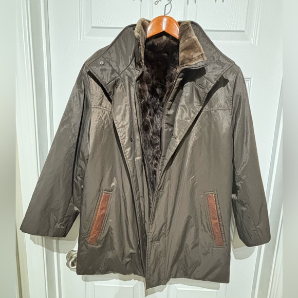 Rosleen 2 in 1 Jacket / Fur Genuine Leather / Acrylic lining/ Size Medium - Picture 3 of 15